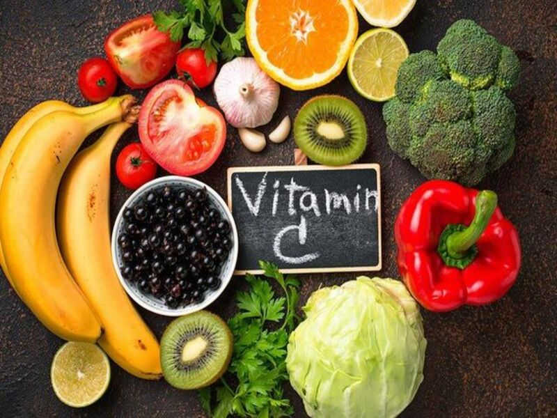 Hình 2: Bổ sung thực phẩm giàu Vitamin C để tăng sức đề kháng cho cơ thể chống viêm nhiễm