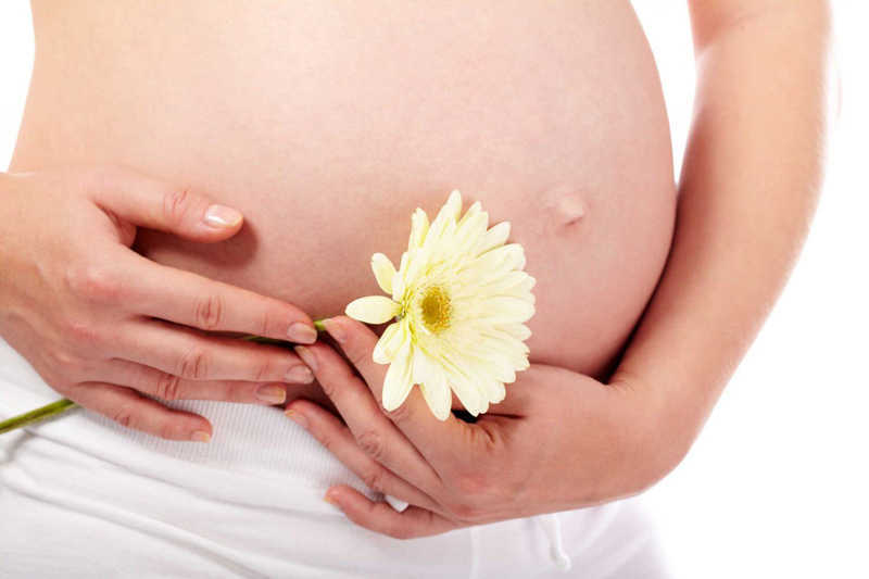 Giải đáp : Viêm lộ tuyến có ảnh hưởng đến thai nhi không ?