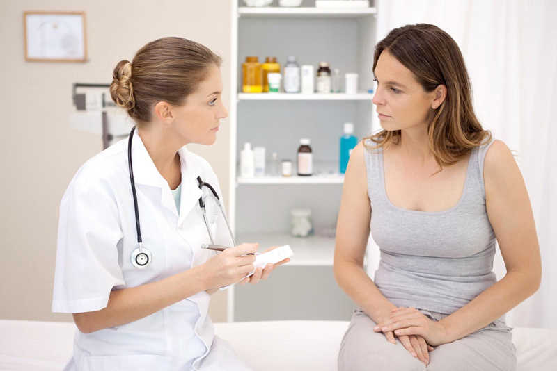 Viêm lộ tuyến cổ tử cung thường gặp ở phụ nữ trong độ tuổi sinh sản