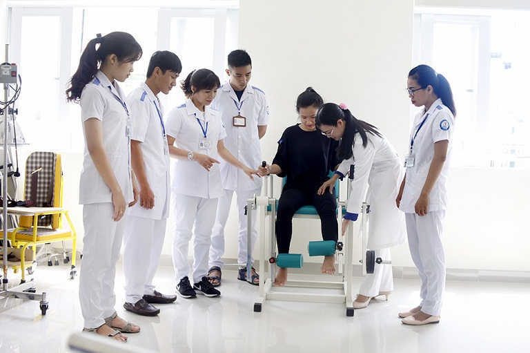 Thời gian làm việc và địa chỉ của bệnh viện phục hồi chức năng quận 8