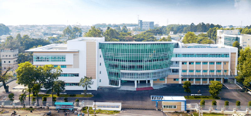 Bệnh viện hoạt động với phương châm “Sức khỏe của người bệnh là hạnh phúc của mình”