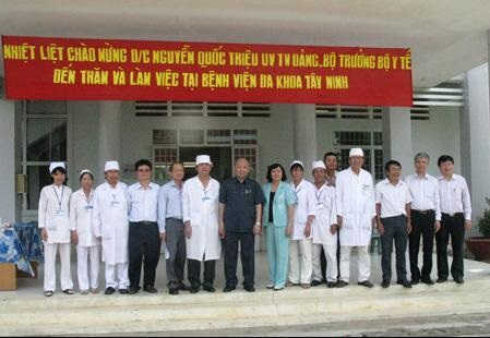 Cơ cấu tổ chức hoạt động của bệnh viện đa khoa Tây Ninh