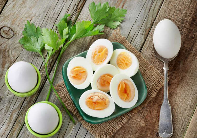 Những lưu ý khi ăn trứng luộc để giảm cân