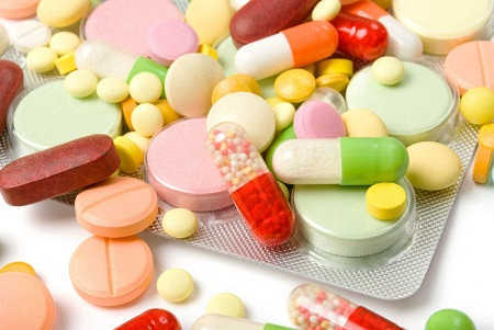 Uống thuốc kháng sinh có gây rối loạn kinh nguyệt không?