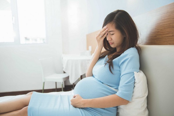 Tác hại của hiện tượng thiếu nội tiết tố nữ khi mang thai là gì?