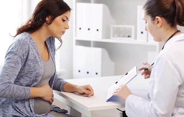 Nữ giới mắc bệnh trĩ có ảnh hưởng sinh sản không?