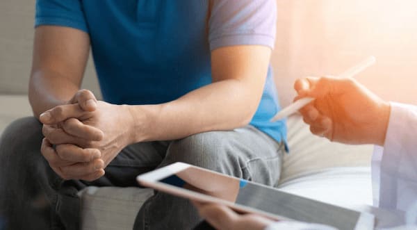 Lưu ý khi dùng cây lá bỏng chữa bệnh trĩ